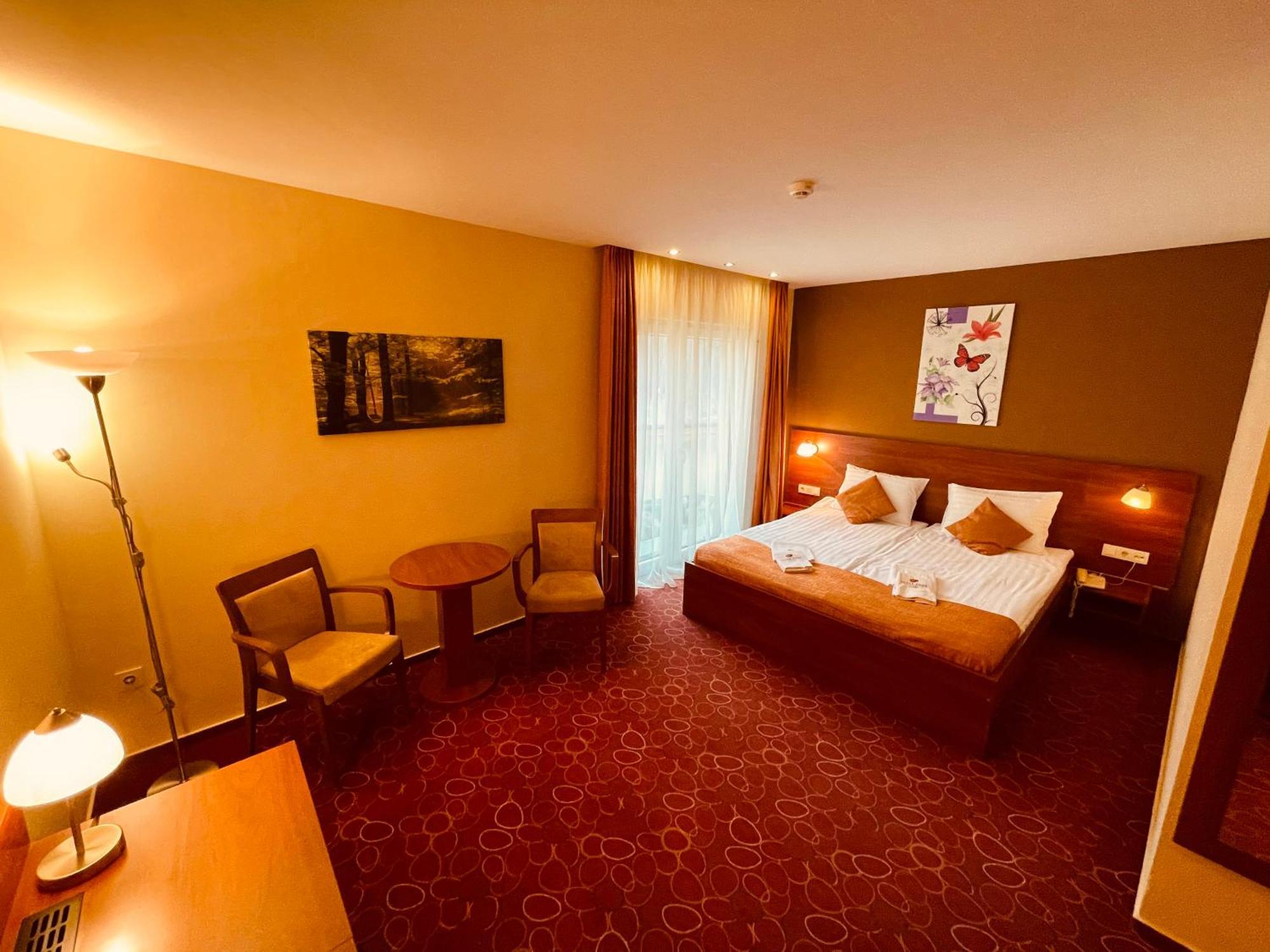 Patak Park Hotel - Adults Only Visegrad Bagian luar foto