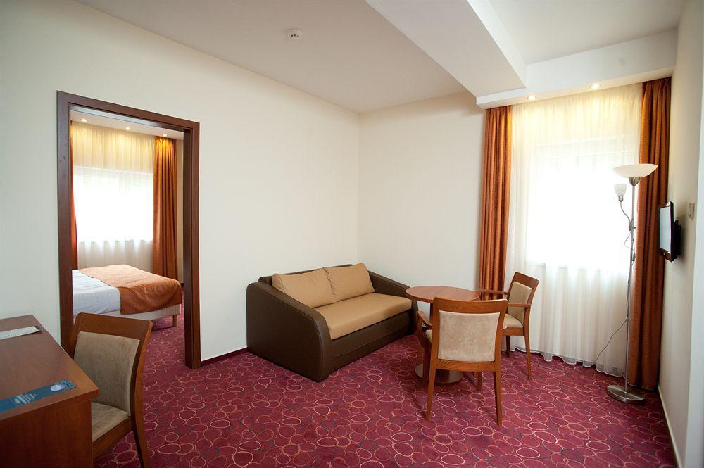 Patak Park Hotel - Adults Only Visegrad Bagian luar foto