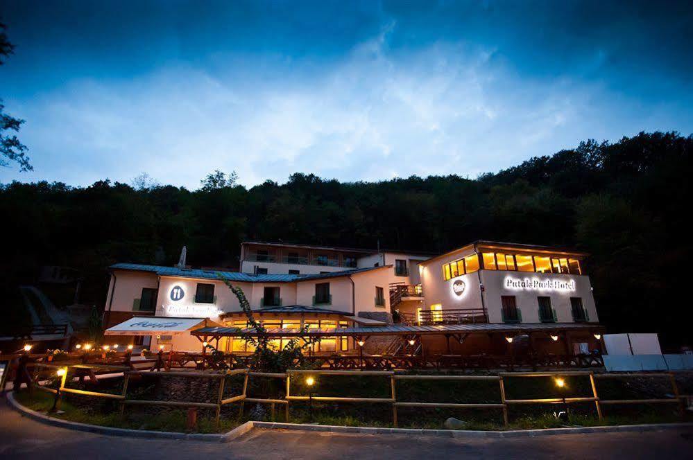 Patak Park Hotel - Adults Only Visegrad Bagian luar foto